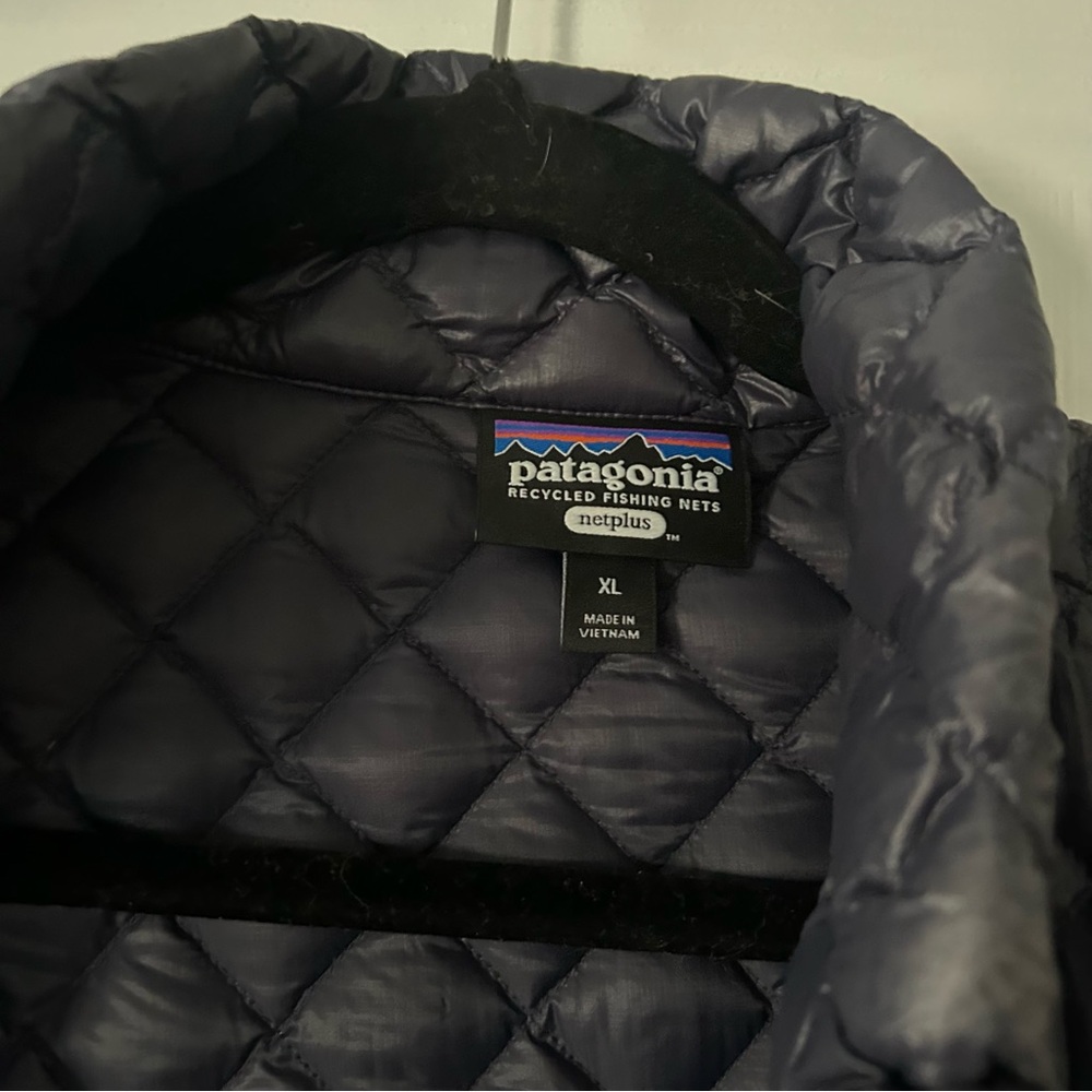 Patagonia Navy Quilted Jacket - Picture 4 of 4